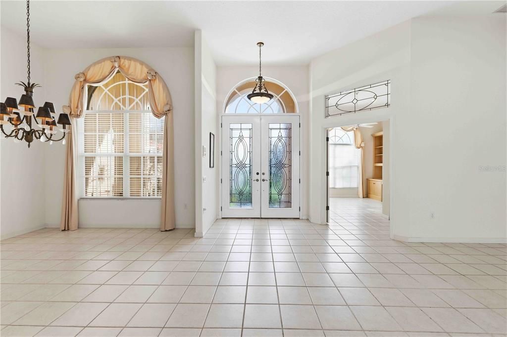 For Sale: $1,250,000 (4 beds, 3 baths, 2827 Square Feet)