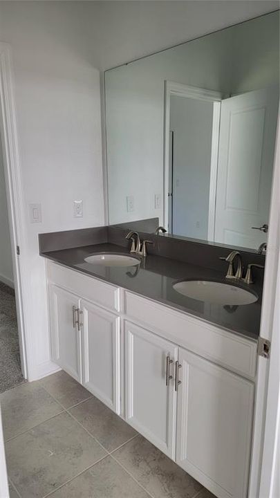 For Rent: $2,950 (4 beds, 3 baths, 2656 Square Feet)