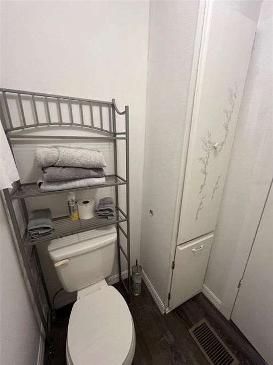 На продажу: $149,000 (2 спален, 2 ванн, 1152 Квадратных фут)