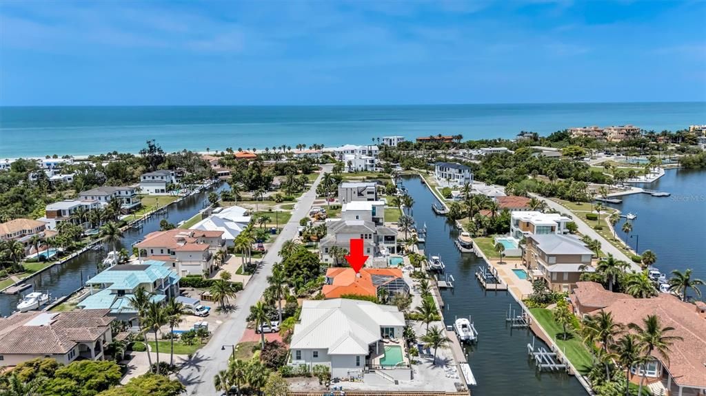 For Sale: $2,350,000 (3 beds, 2 baths, 1972 Square Feet)