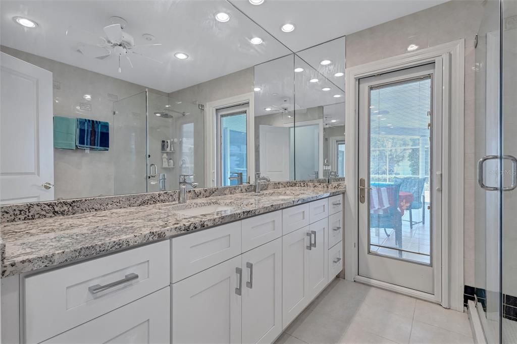 For Sale: $2,350,000 (3 beds, 2 baths, 1972 Square Feet)