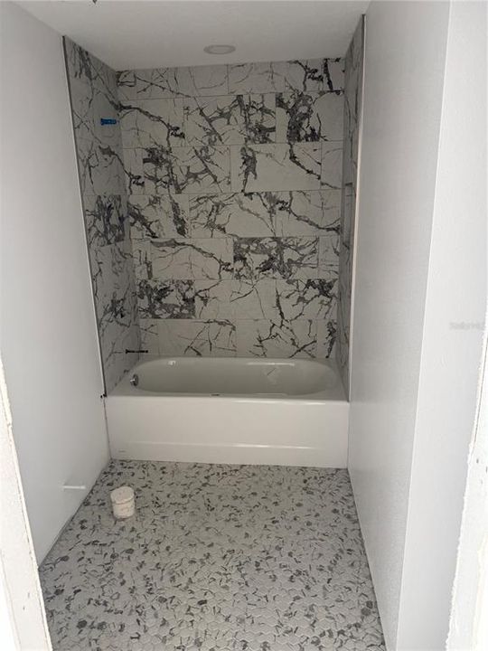 En Venta: $285,000 (3 camas, 2 baños, 1511 Pies cuadrados)