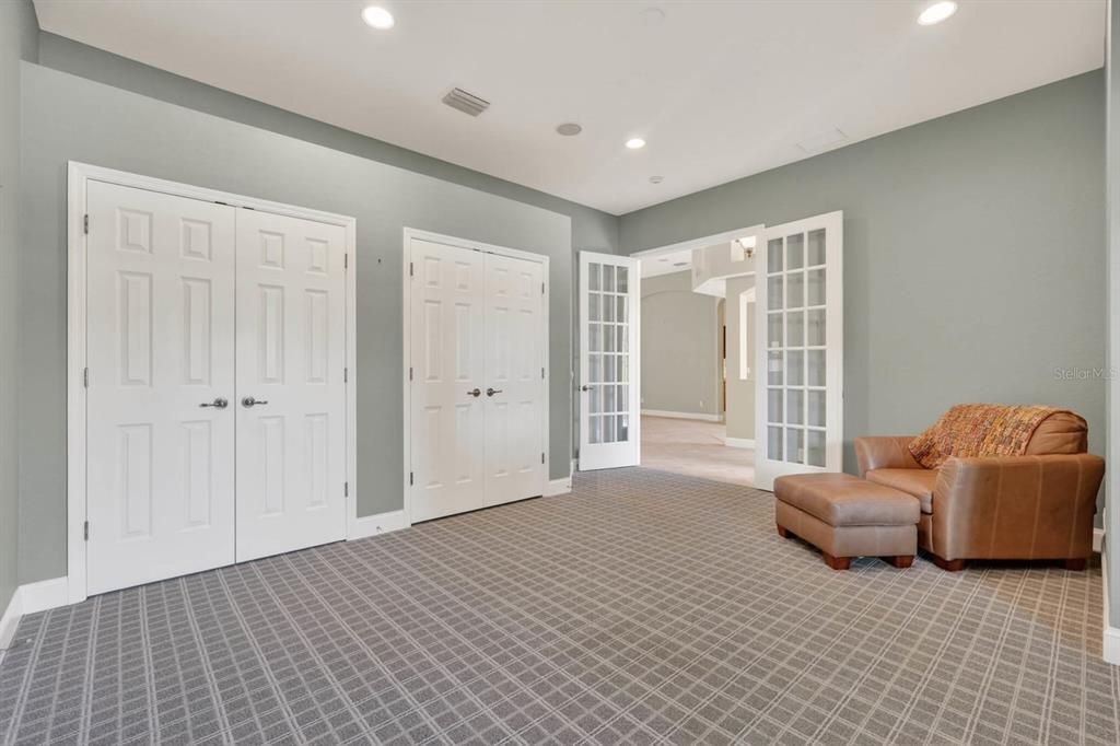For Sale: $679,900 (4 beds, 4 baths, 2863 Square Feet)