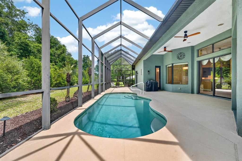 For Sale: $679,900 (4 beds, 4 baths, 2863 Square Feet)