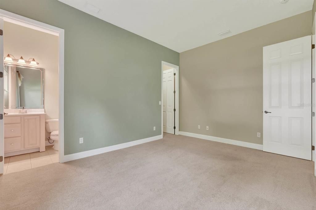 For Sale: $679,900 (4 beds, 4 baths, 2863 Square Feet)