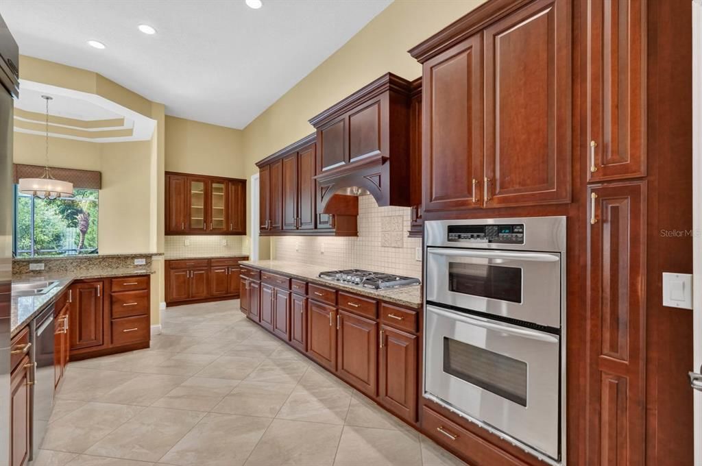 For Sale: $679,900 (4 beds, 4 baths, 2863 Square Feet)