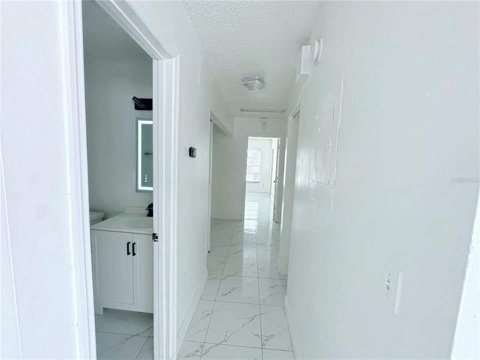 Active With Contract: $349,900 (3 beds, 2 baths, 1259 Square Feet)