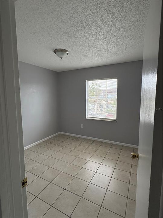 На продажу: $175,000 (3 спален, 2 ванн, 993 Квадратных фут)
