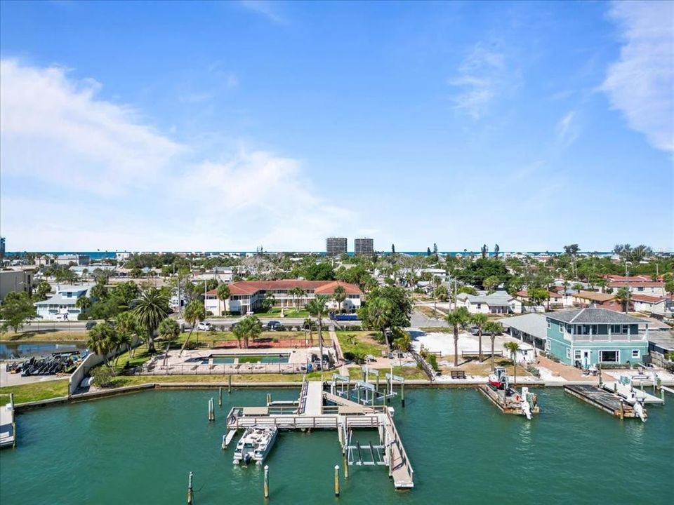 For Sale: $149,999 (1 beds, 1 baths, 435 Square Feet)