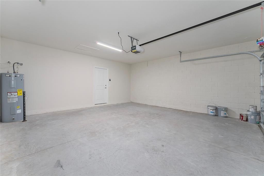 For Rent: $2,450 (4 beds, 2 baths, 1580 Square Feet)