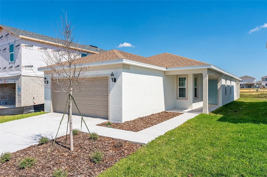 For Rent: $2,450 (4 beds, 2 baths, 1580 Square Feet)