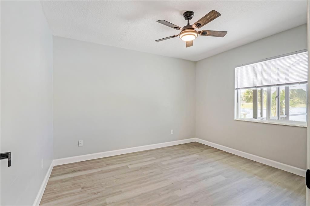 For Sale: $609,000 (5 beds, 2 baths, 2385 Square Feet)