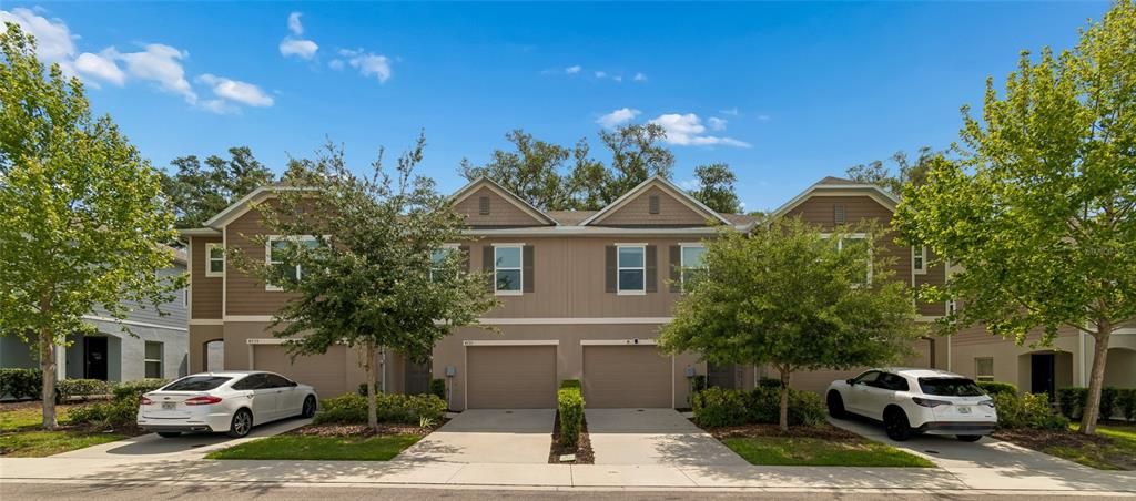 For Sale: $295,000 (3 beds, 2 baths, 1635 Square Feet)