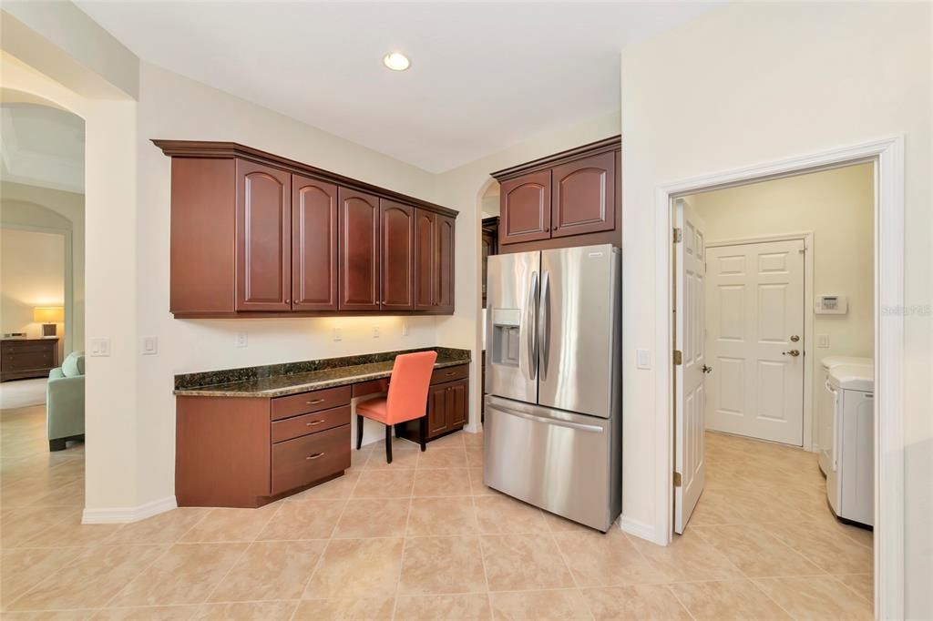 Active With Contract: $549,500 (4 beds, 3 baths, 2470 Square Feet)