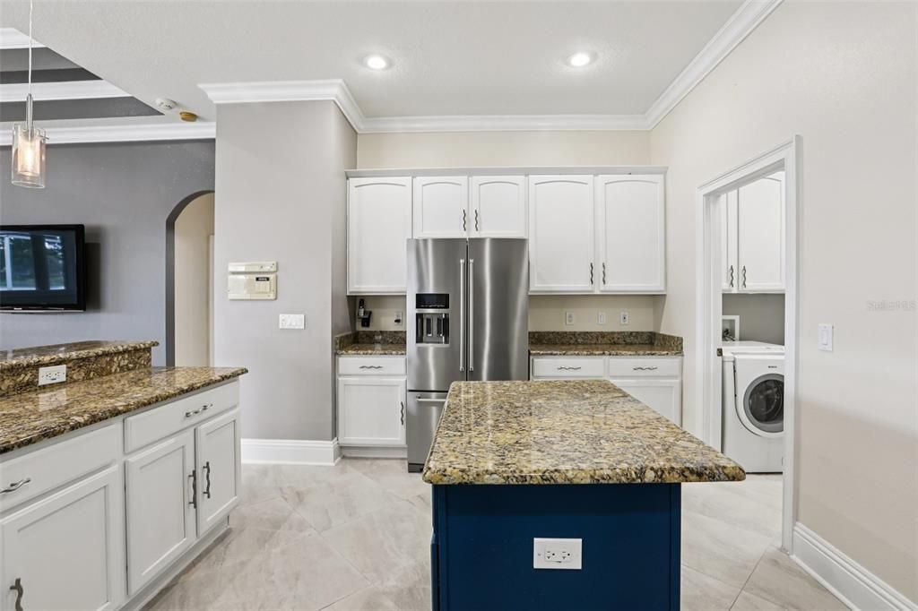 For Sale: $970,000 (5 beds, 4 baths, 3359 Square Feet)