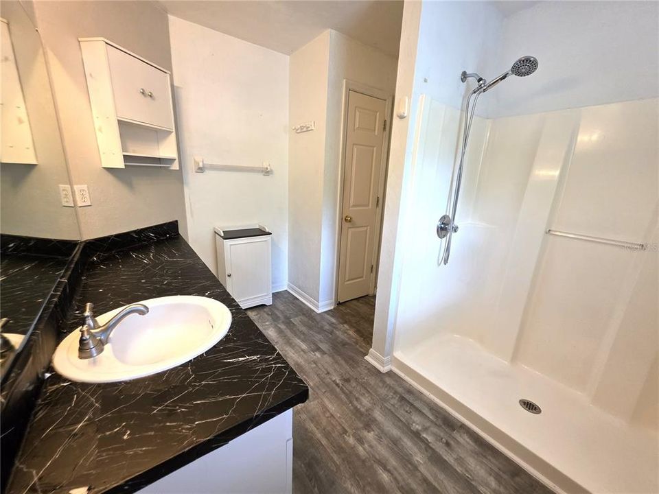 For Sale: $340,000 (3 beds, 2 baths, 1495 Square Feet)