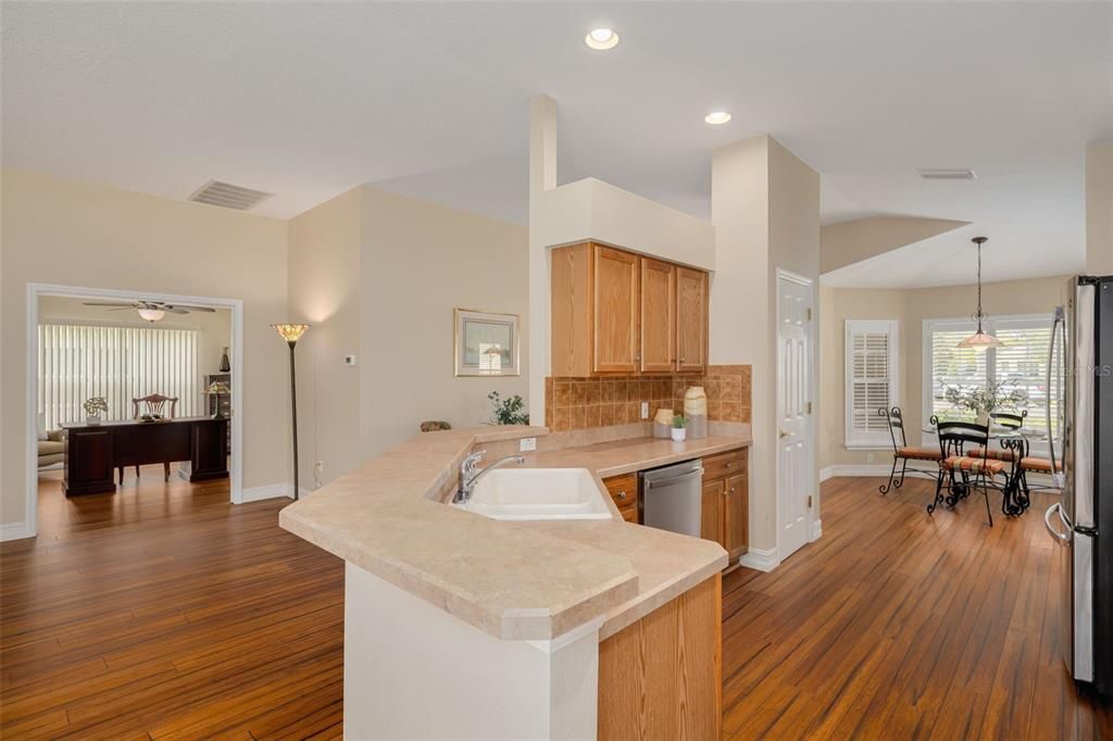 Active With Contract: $365,000 (3 beds, 2 baths, 1793 Square Feet)