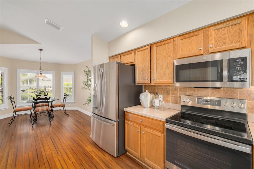 Active With Contract: $365,000 (3 beds, 2 baths, 1793 Square Feet)