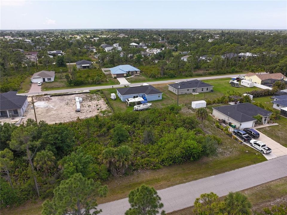 Activo con contrato: $20,000 (0.23 acres)
