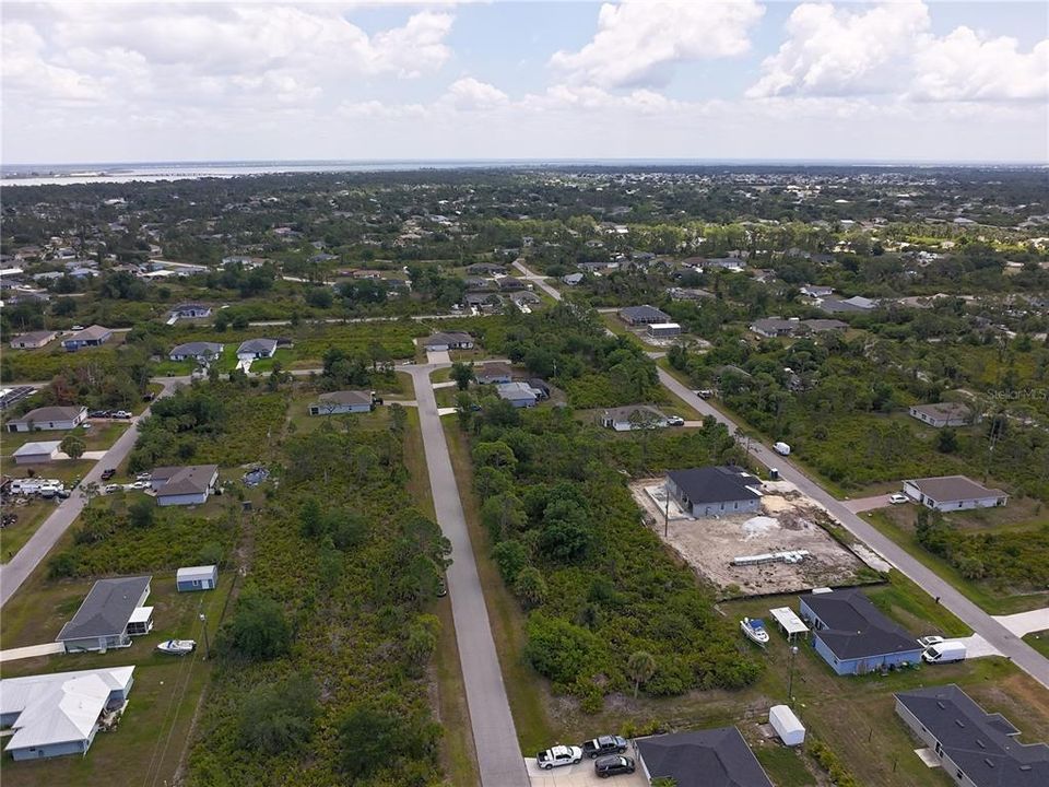Activo con contrato: $20,000 (0.23 acres)
