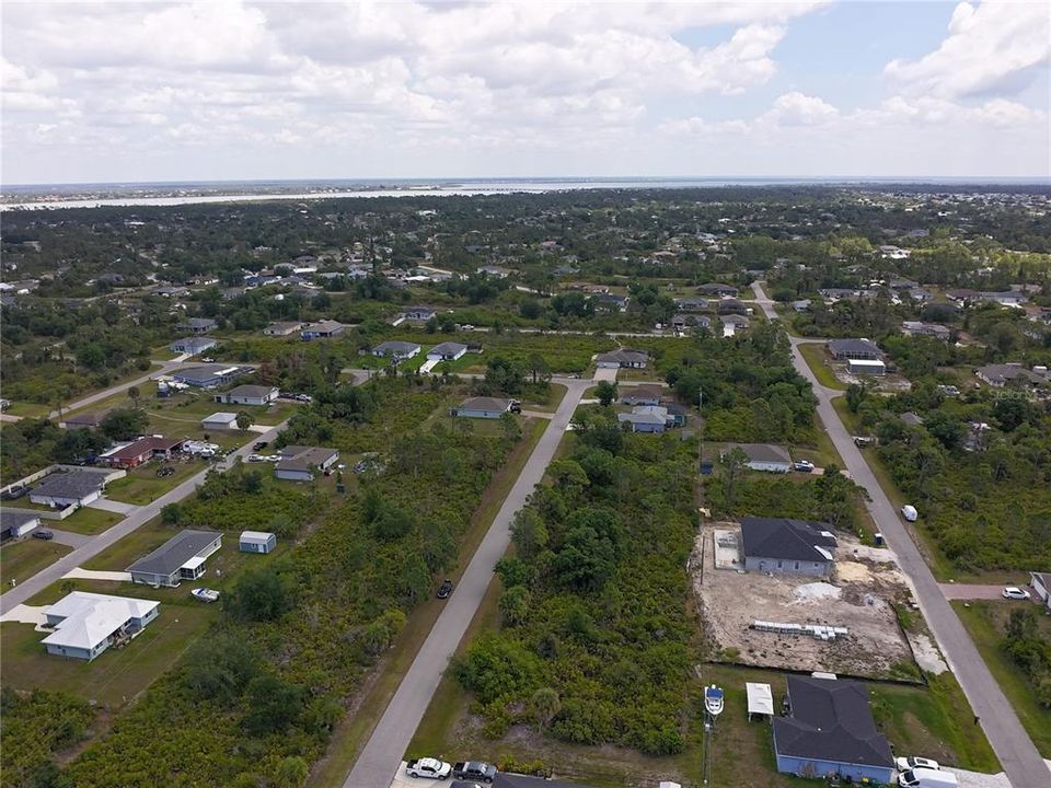 Activo con contrato: $20,000 (0.23 acres)