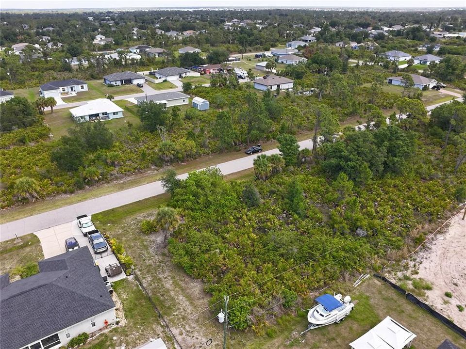 Activo con contrato: $20,000 (0.23 acres)