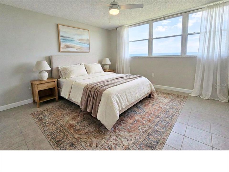 For Sale: $185,000 (1 beds, 1 baths, 765 Square Feet)