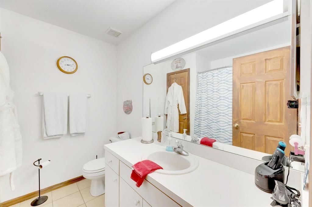 На продажу: $425,000 (3 спален, 2 ванн, 1348 Квадратных фут)