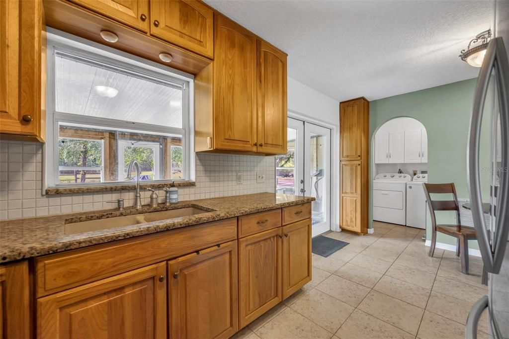 For Sale: $695,000 (3 beds, 2 baths, 1250 Square Feet)