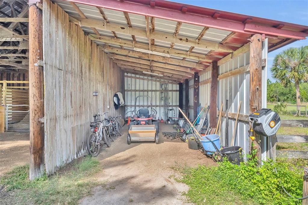 For Sale: $695,000 (3 beds, 2 baths, 1250 Square Feet)