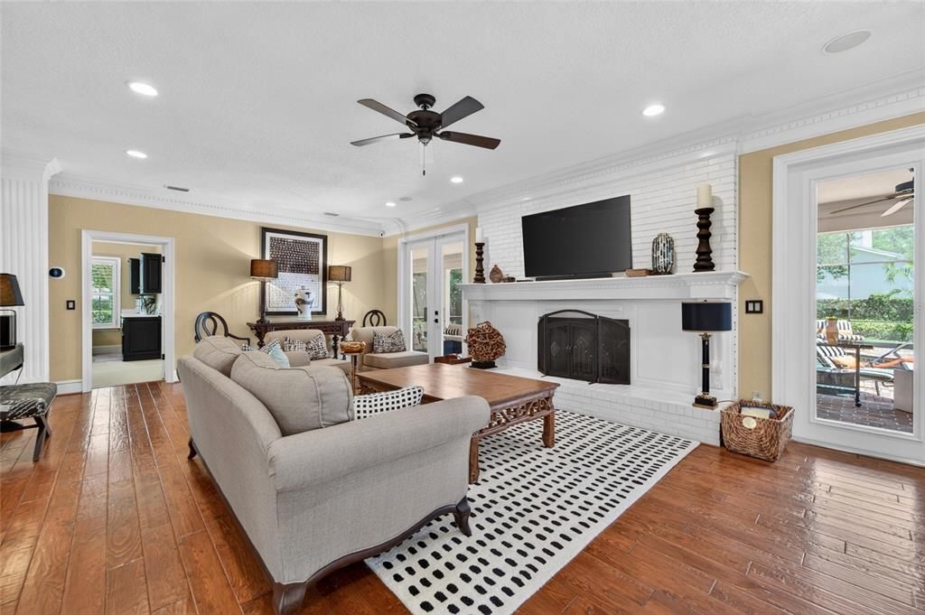 For Sale: $2,700,000 (4 beds, 5 baths, 4754 Square Feet)