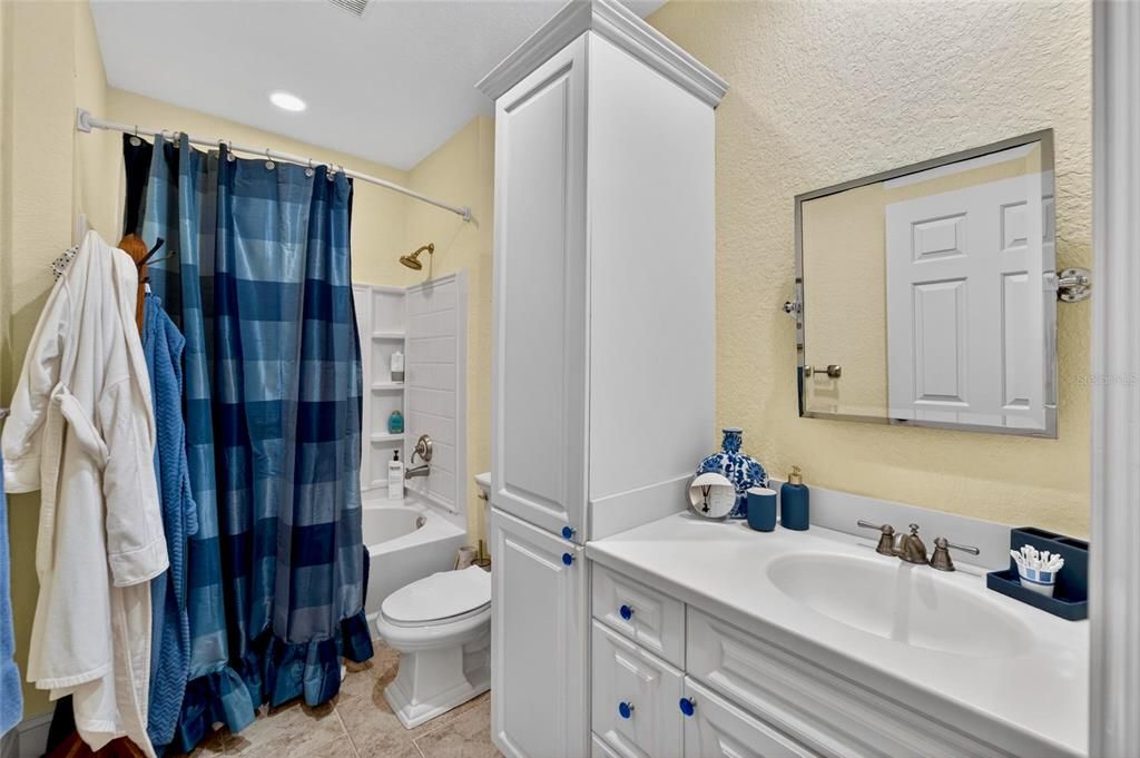 For Sale: $2,700,000 (4 beds, 5 baths, 4754 Square Feet)