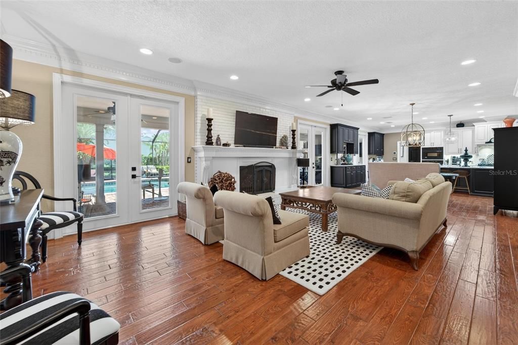 For Sale: $2,700,000 (4 beds, 5 baths, 4754 Square Feet)