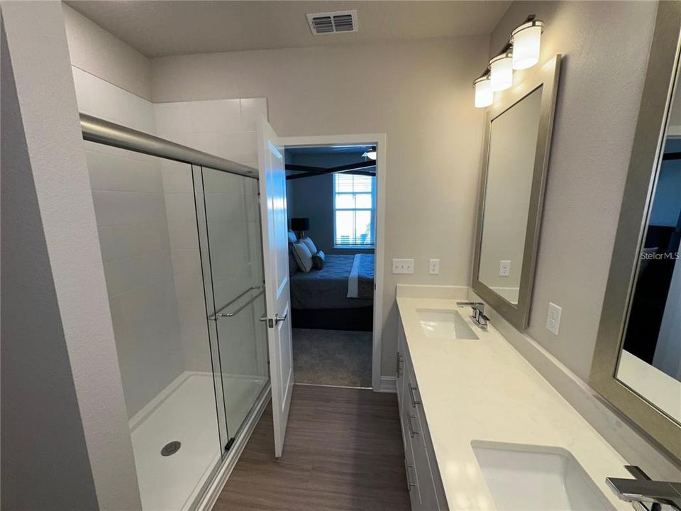 For Rent: $2,395 (3 beds, 2 baths, 2139 Square Feet)