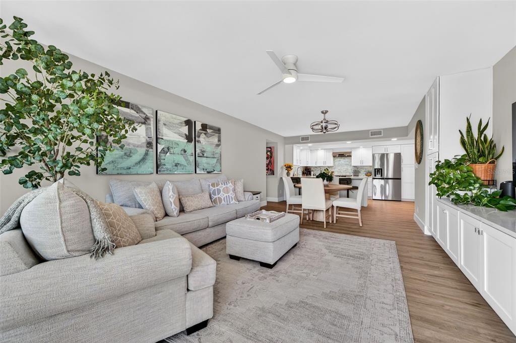For Sale: $869,000 (3 beds, 3 baths, 2325 Square Feet)