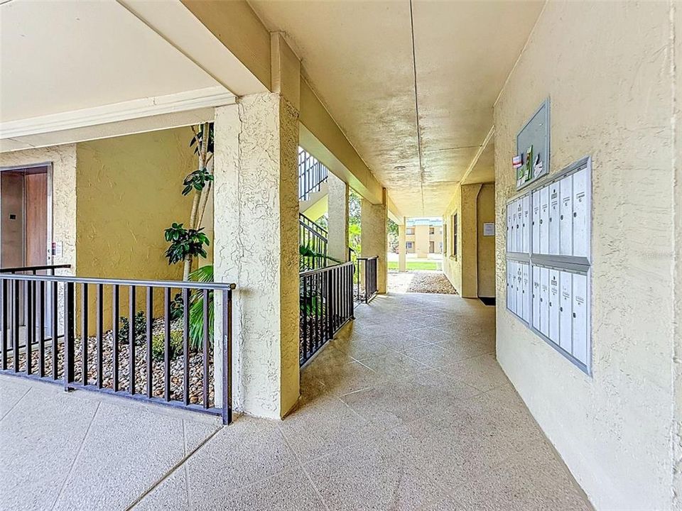 En Venta: $299,888 (2 camas, 2 baños, 928 Pies cuadrados)