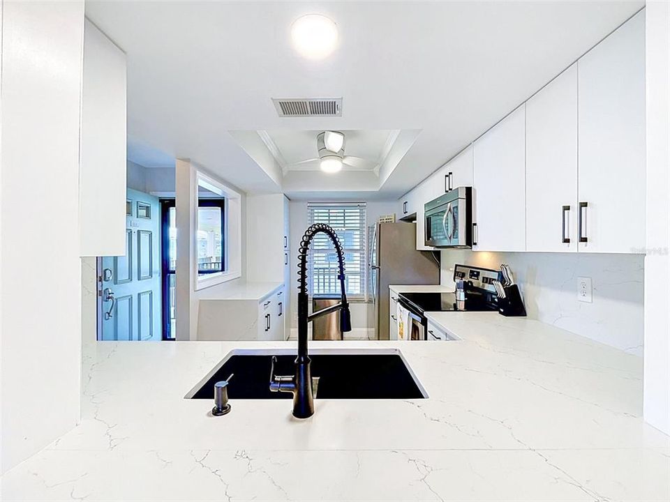 En Venta: $299,888 (2 camas, 2 baños, 928 Pies cuadrados)