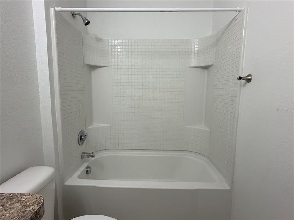 En Venta: $245,000 (3 camas, 2 baños, 1592 Pies cuadrados)