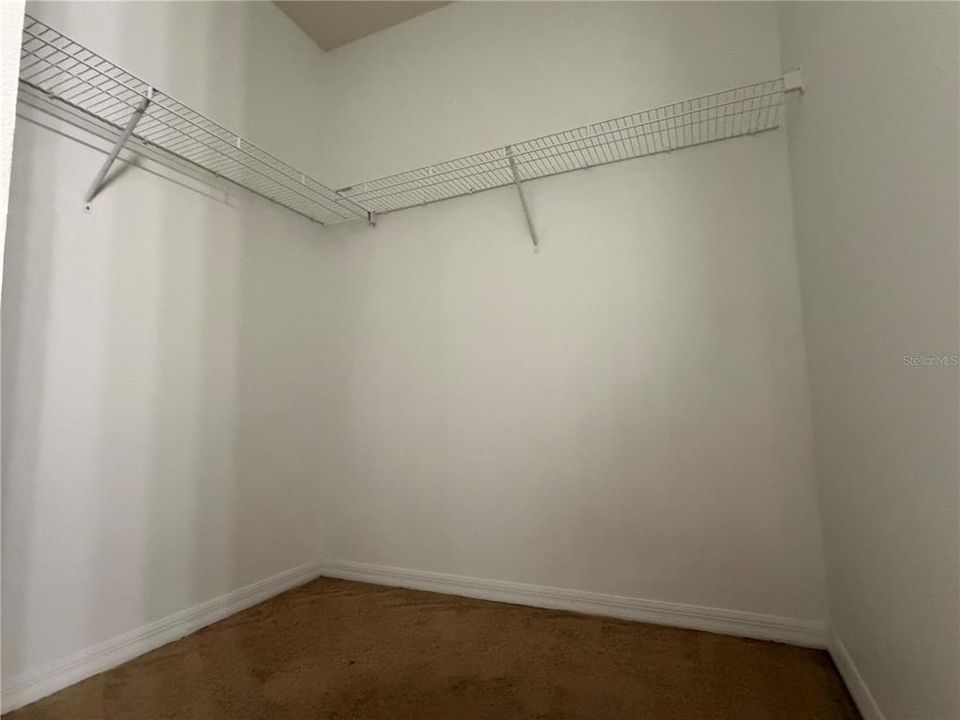 En Venta: $245,000 (3 camas, 2 baños, 1592 Pies cuadrados)