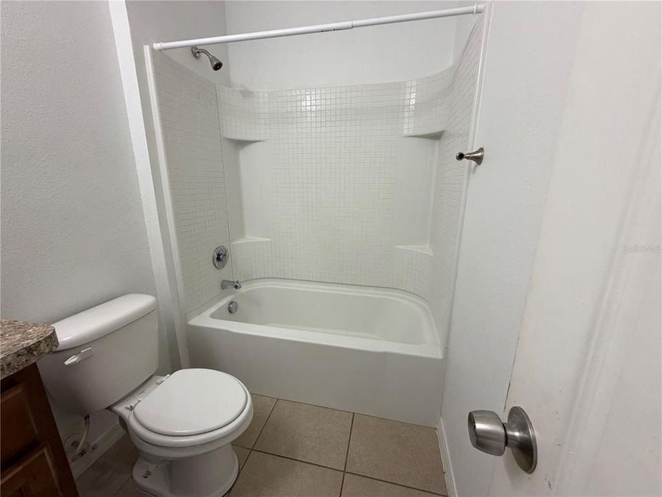 En Venta: $245,000 (3 camas, 2 baños, 1592 Pies cuadrados)