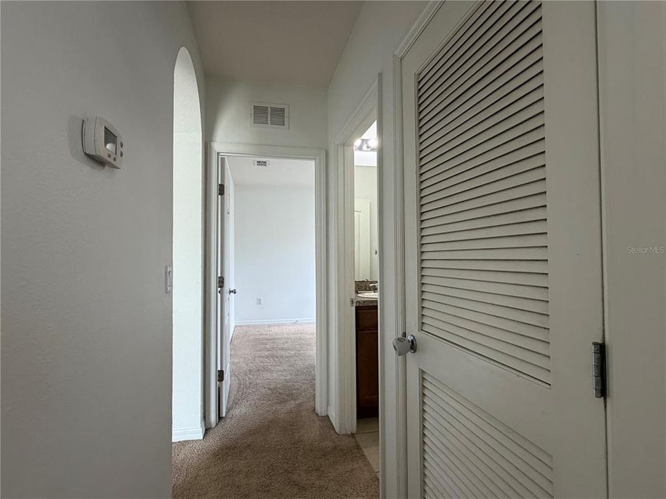 En Venta: $245,000 (3 camas, 2 baños, 1592 Pies cuadrados)