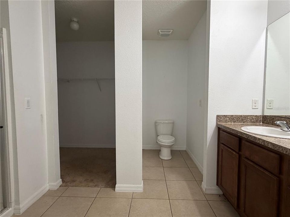 En Venta: $245,000 (3 camas, 2 baños, 1592 Pies cuadrados)