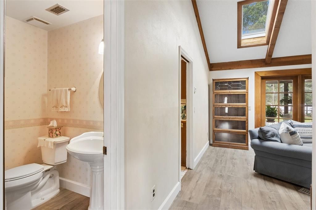 For Sale: $1,100,000 (4 beds, 2 baths, 2426 Square Feet)