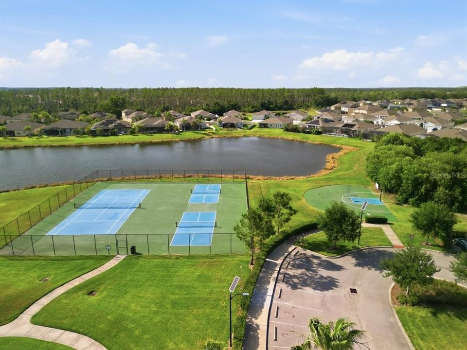 Active With Contract: $374,900 (5 beds, 2 baths, 2415 Square Feet)