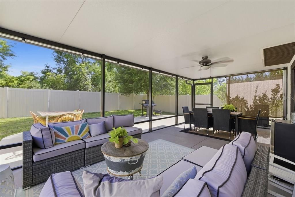 Active With Contract: $374,900 (5 beds, 2 baths, 2415 Square Feet)