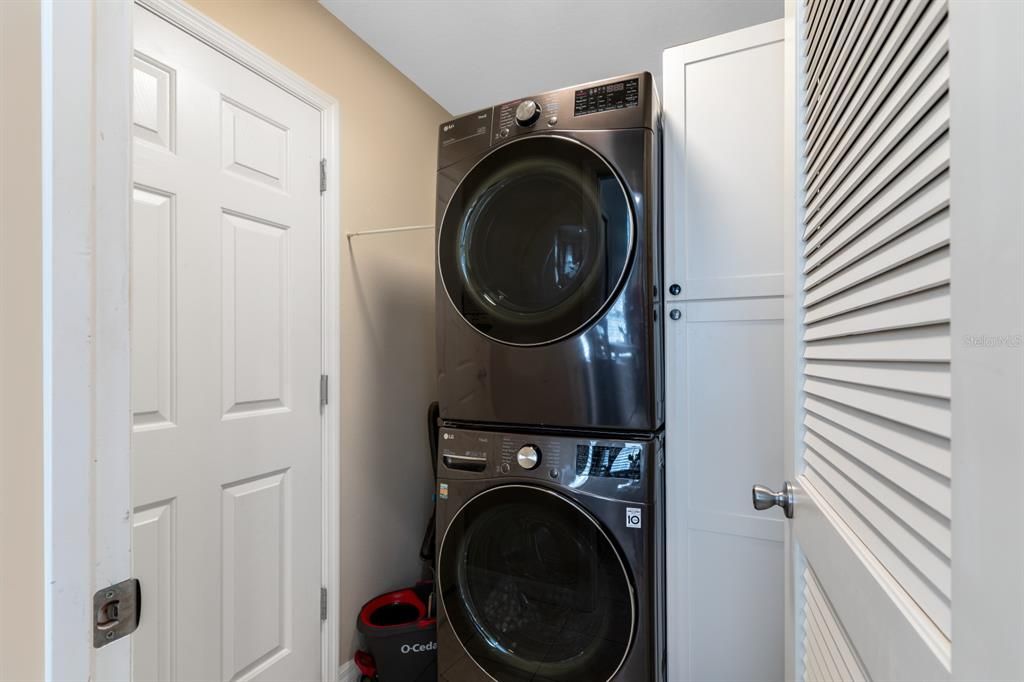 Activo con contrato: $299,900 (3 camas, 2 baños, 1490 Pies cuadrados)