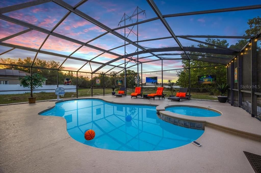 For Rent: $6,000 (5 beds, 3 baths, 2783 Square Feet)