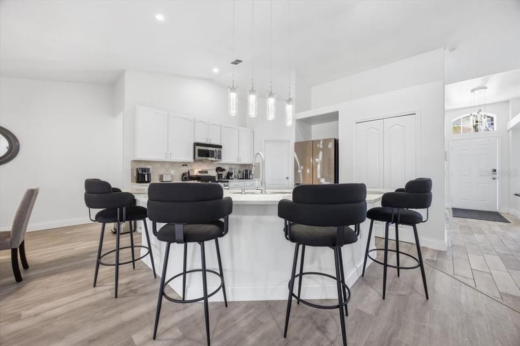 For Rent: $6,000 (5 beds, 3 baths, 2783 Square Feet)
