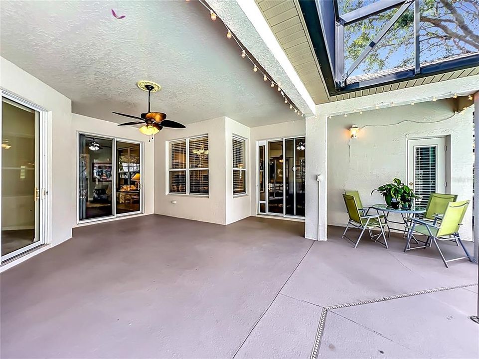Active With Contract: $549,000 (4 beds, 3 baths, 2423 Square Feet)