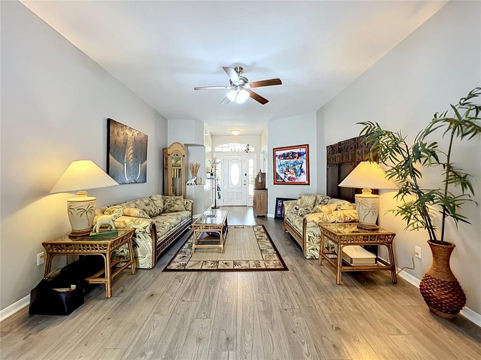 Active With Contract: $549,000 (4 beds, 3 baths, 2423 Square Feet)